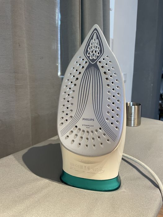Утюг фирмы philips