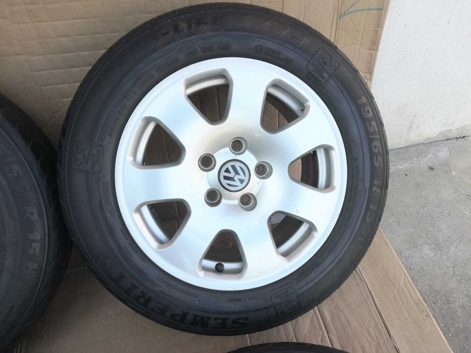 Roti 195/65 R15 Vw Golf Jetta Passat Skoda Octavia Audia A3 A4