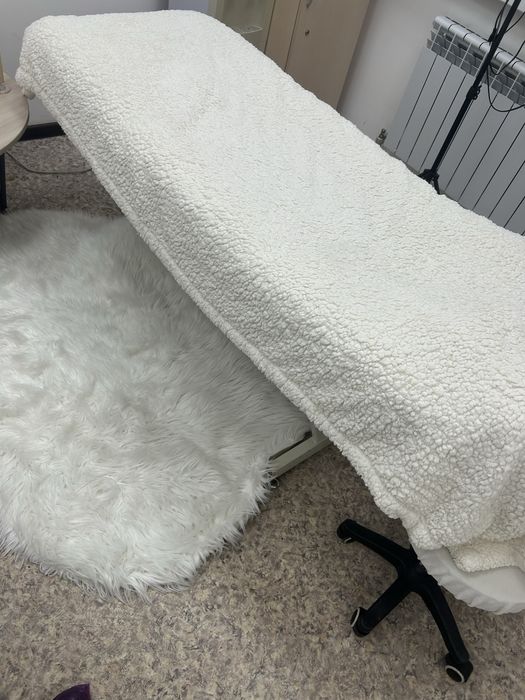 Продам кушетку рабочую