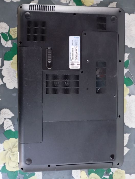 Laptop HP G6 procesor i3