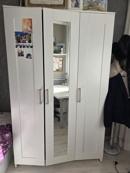 Гардероб за детска стая