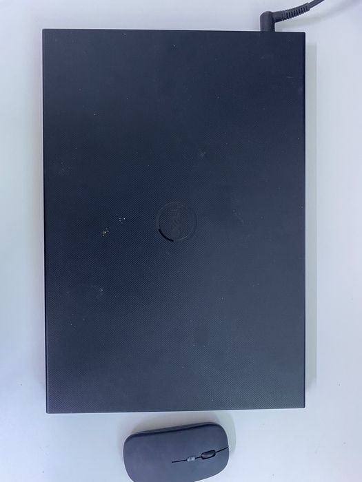 Ноутбук Dell inspiron 15 3000 series