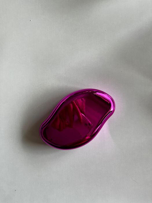 Кристален епилатор за премахване на космите чрез триене