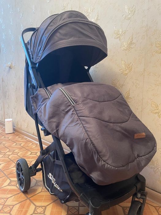 Коляска.          .