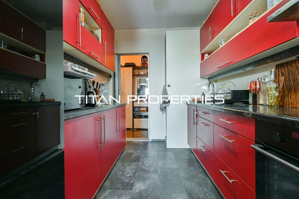 Продава се Тристаен апартамент в София, Модерно предградие - 91 кв.м за 1297 €/кв.м - Снимка #2