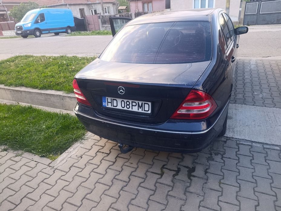Mercedes-   Benz