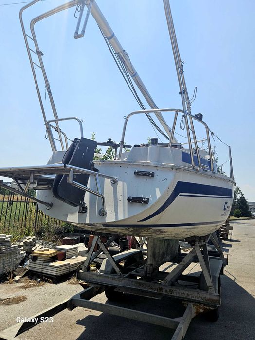 Ветроходна яхта "