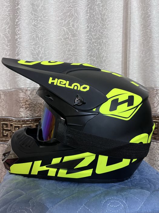 Продам кроссовый шлем