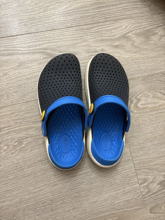 Продам кроксы оригинал