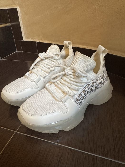 Обувки Steve Madden