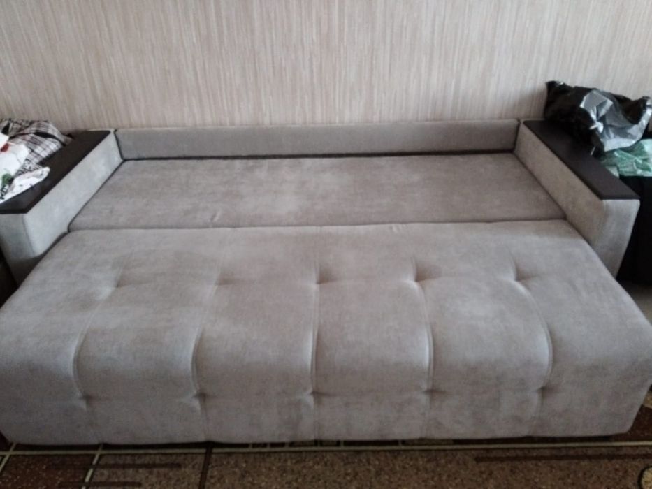 Продам новый диван