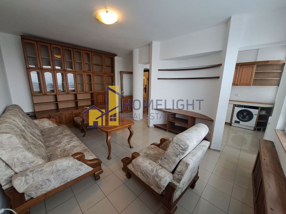 Дава се под наем Двустаен апартамент в София, Изток - 75 кв.м за 598.23 € - Снимка #1