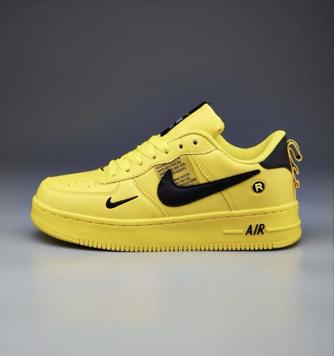 Продам кроссовки