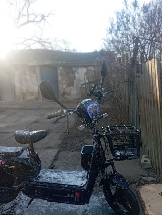 Продам, скутер ск8