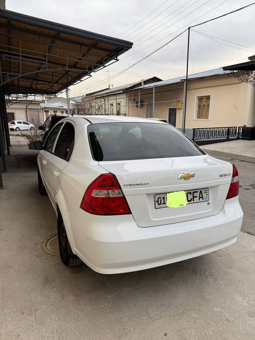 Нексия 3 сотилади автомат 2017йил!