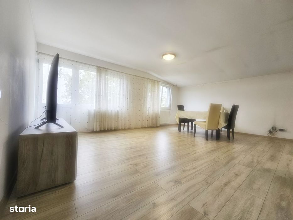 Casa pentru 2 familii|teren generos 1000mp