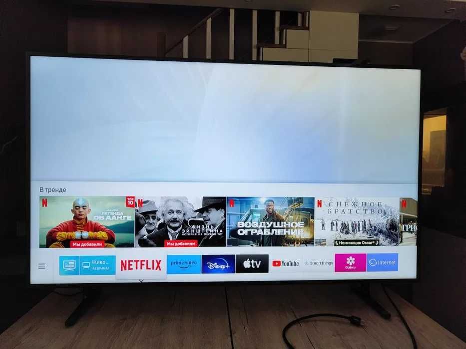 Продам Смарт Телевизор LG