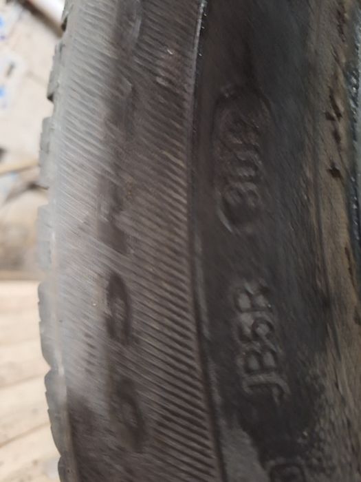 -set anvelope iarna-185 65 15