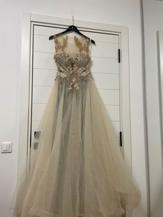 Абитуриентска бална рокля на Berna Moda , размер S