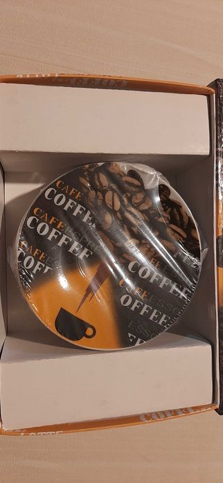 Продавам сервиз за кафе