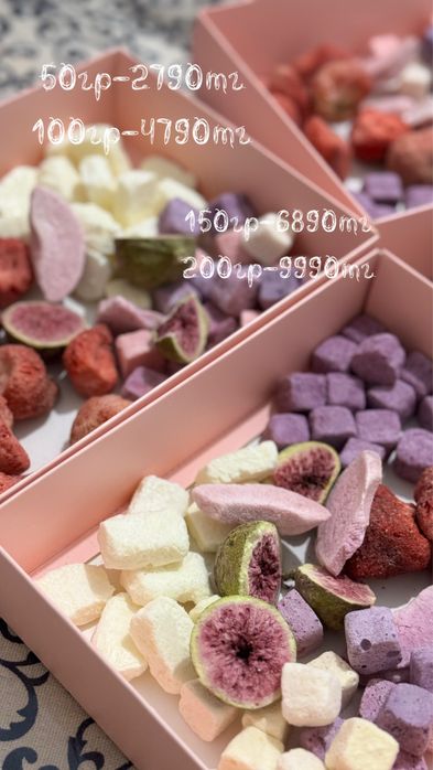 Сублимированный йогурт и фрукты