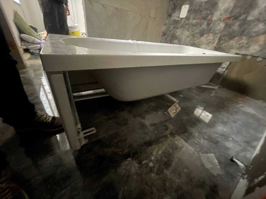 Продаю ванну новая
