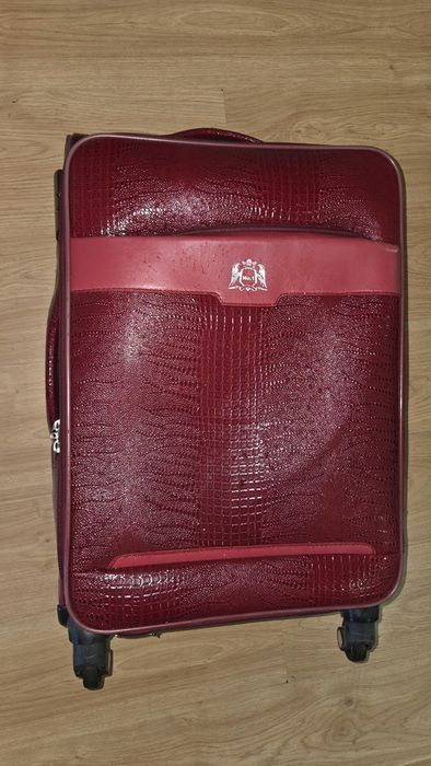 Чемодан 70л M (бордо)