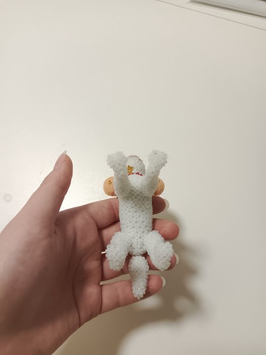 Собака из бисера