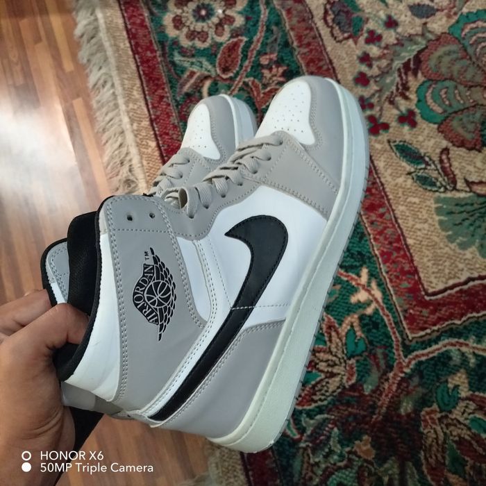 AIR JORDAN NIKE oyoq kiyimi