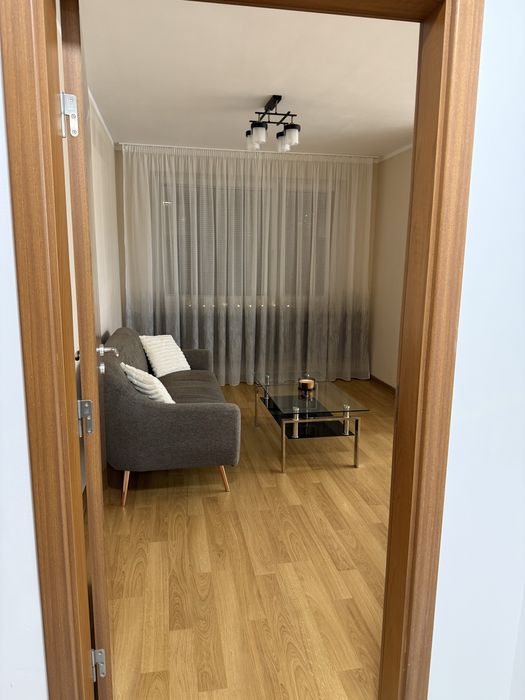 Дава се под наем Тристаен апартамент в София, Хладилника - 110 кв.м за 841.5 € - Снимка #2