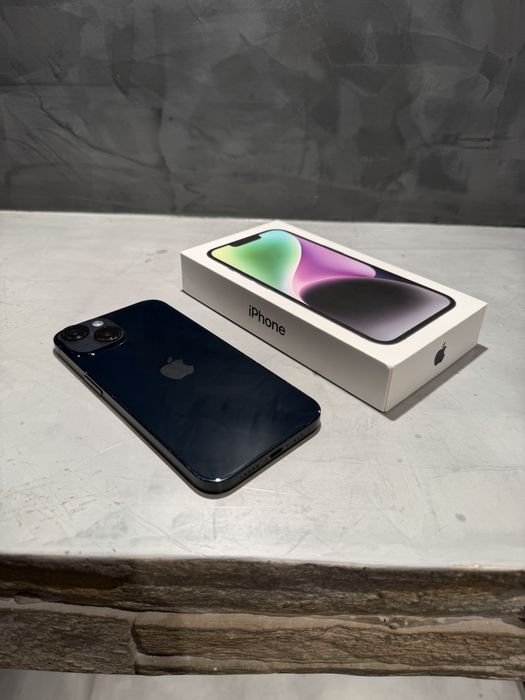 Перфектен Iphone 14 Midnight 128 GB