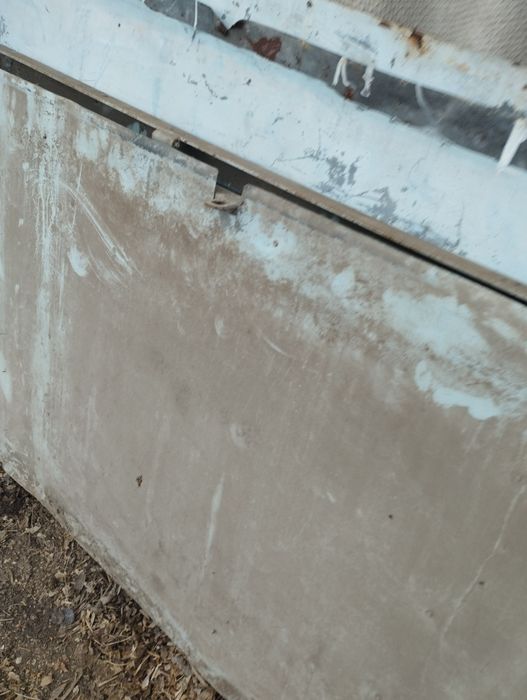 Продам  металлическую дверь и ворота