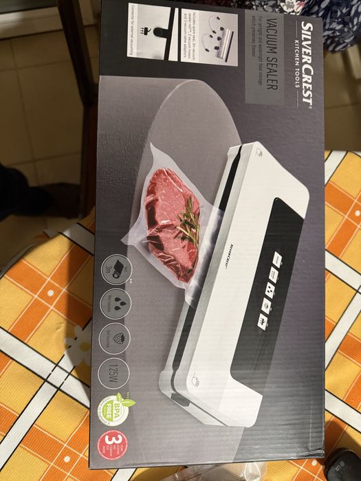 Silver crest уред за вакумиране