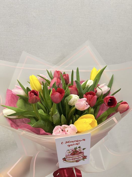 Тюльпаны на 8 марта