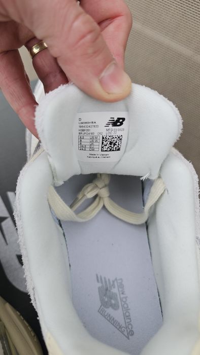 New balance 9060 size 38 true to size