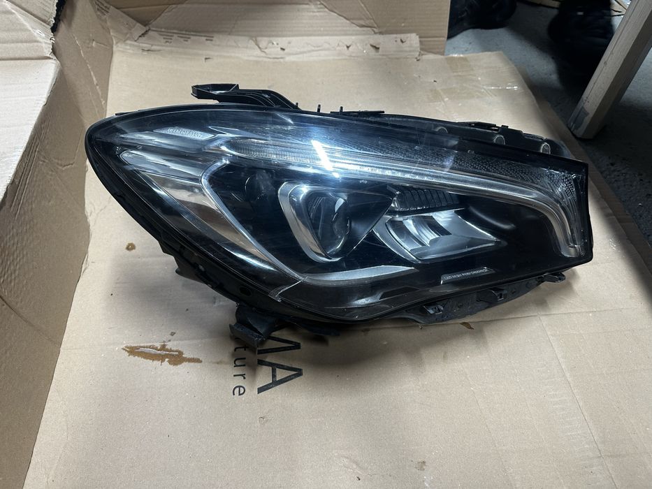 Far dreapta bi xenon led mercedes cla w117.cod:A1178206801.