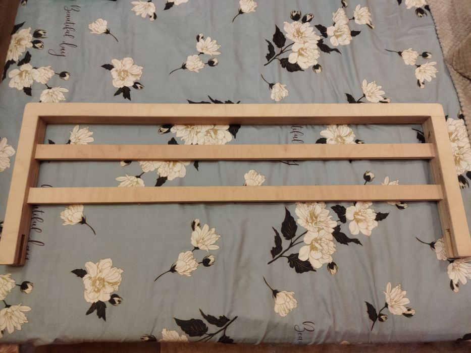 Преграда за легло,Кокетка,Парапет за легло