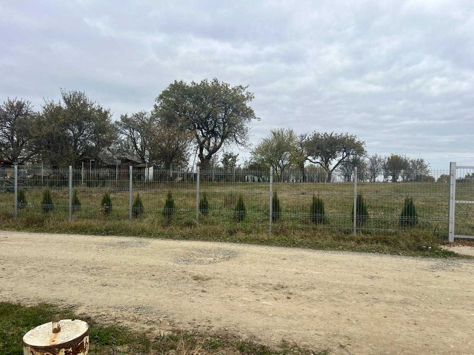 Vând  teren cu autorizație de construcție casă în com. Căpușu Mare