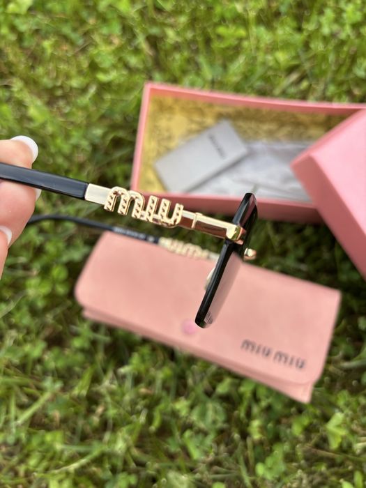 Ochelari de soare Miu Miu