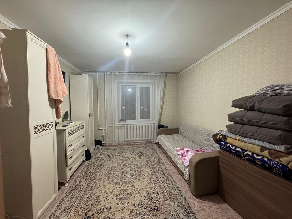 На подселение студент нужен