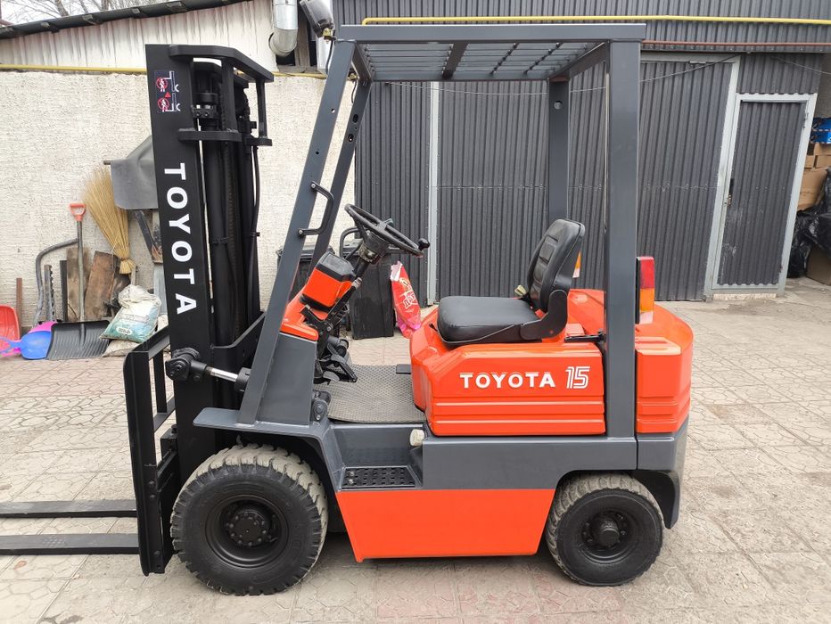 Продам вилочный погрузчик