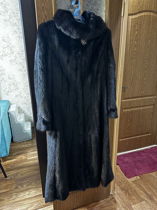 Продам Норковую шубу.