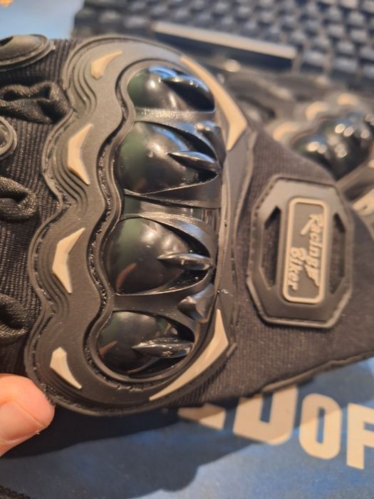 Ръкавици подходящи за мотор ATV колело.Нови! Пращам по Еконт в цялата