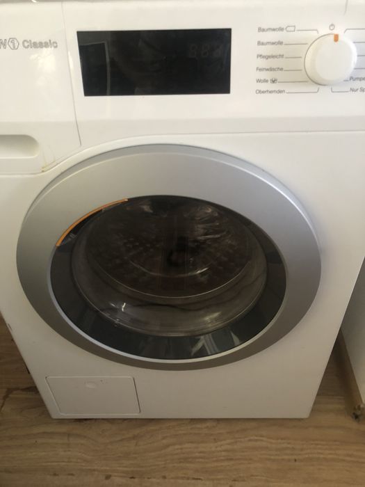 Vand masina de splat Miele A++ 8 kg