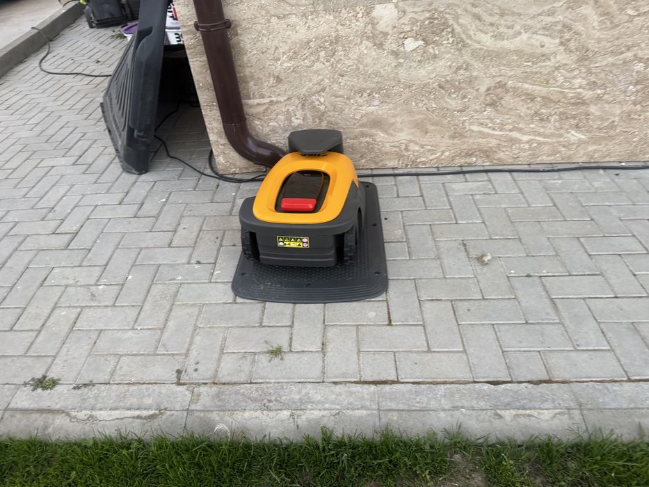 Косачка робот stiga A6 V