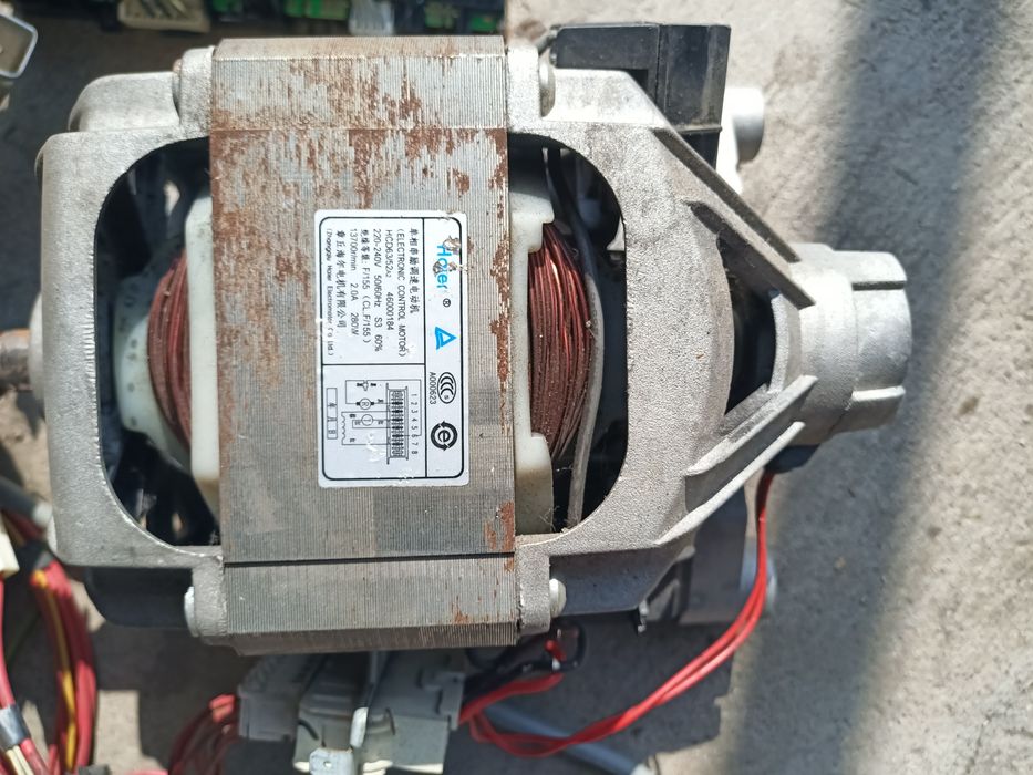 Двигатель от стиральной машины Candy