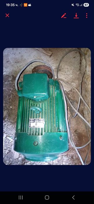 Електродвигател трифазен