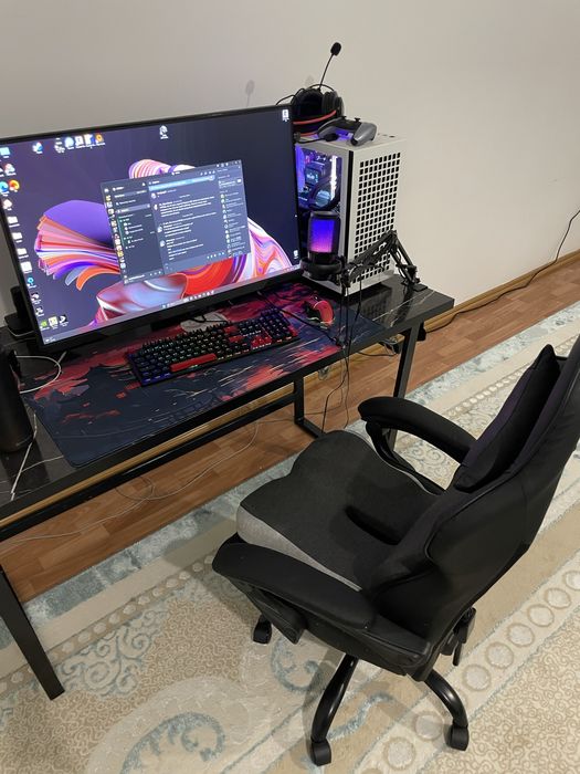 Продам бомбовый ПК в комплекте