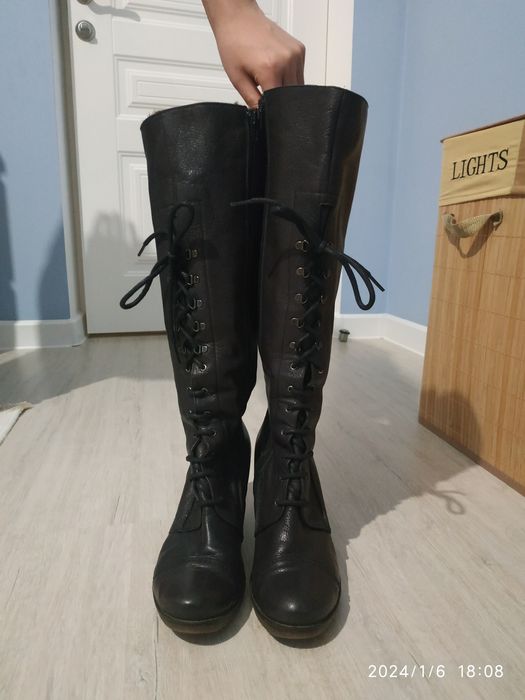 Продам женские зимние сапоги б/у