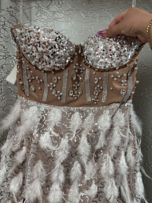Rochie de ocazie cu pene